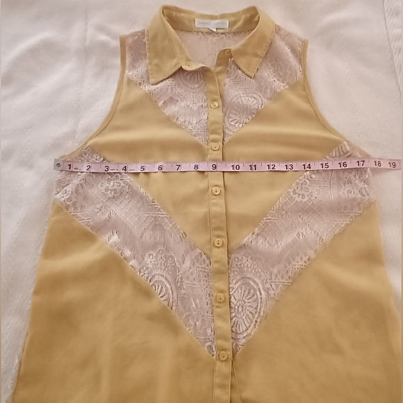 Jealous Tomato S Yellow Cream Lace Panels Hi-lo Button Slvls Collar Sheer Blouse - Picture 13 of 16
